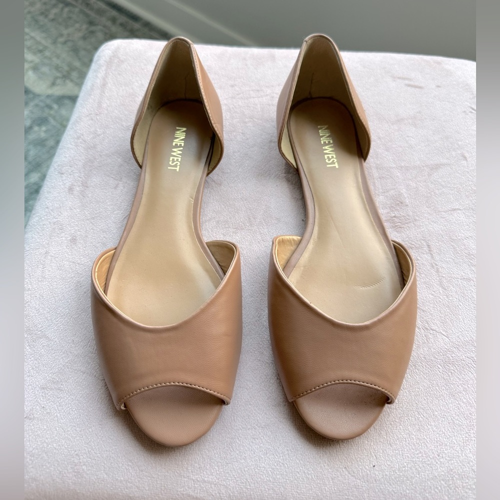 Tan Nine West flats - size 8